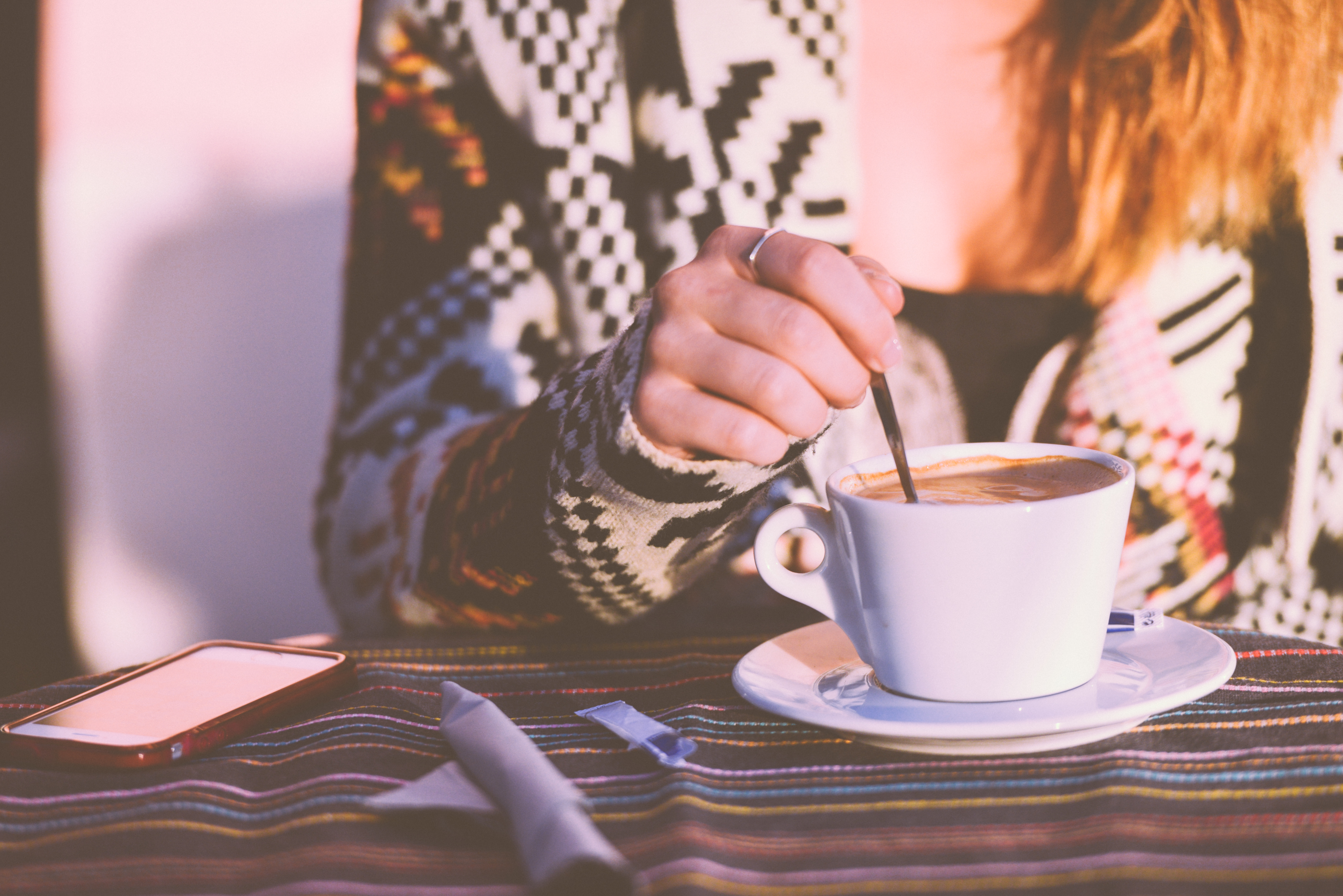Aromatyczna kawa sposobem na idealny początek dnia?